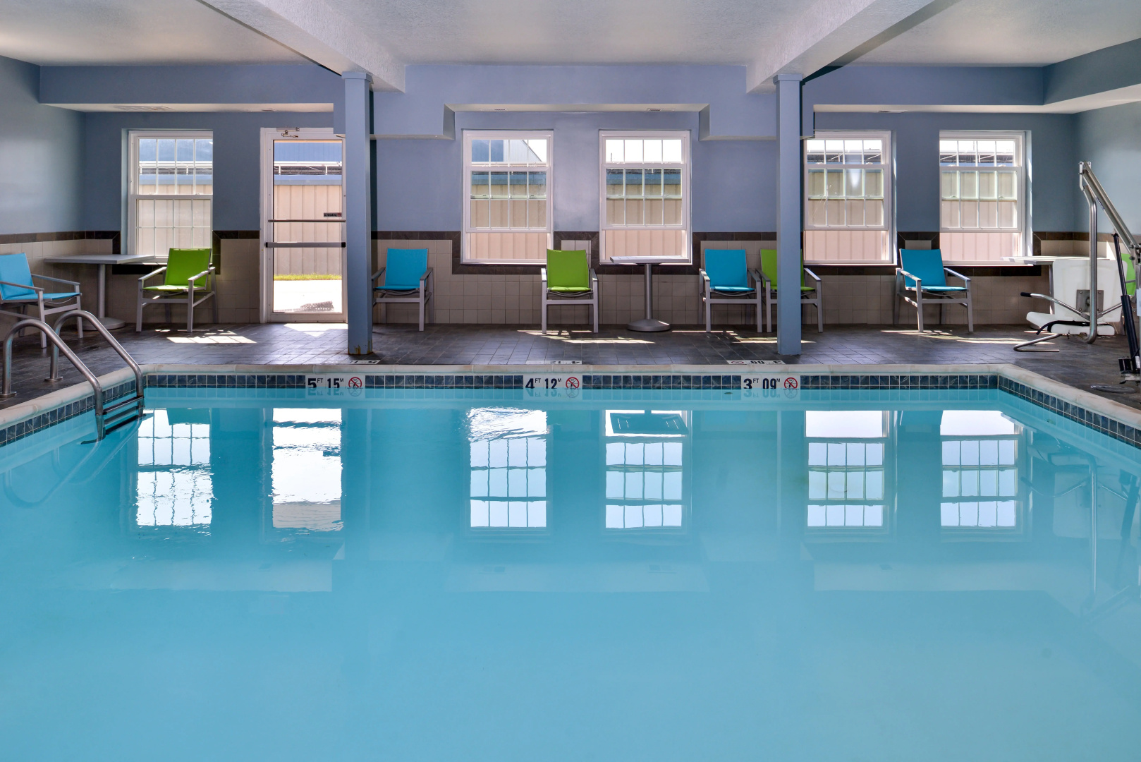 Holiday Inn Express North Kansas City