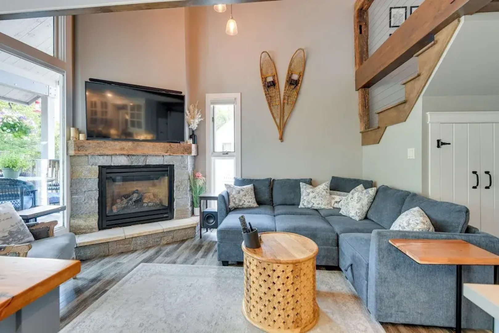 All-season Warren Condo Near Sugarbush Resort!