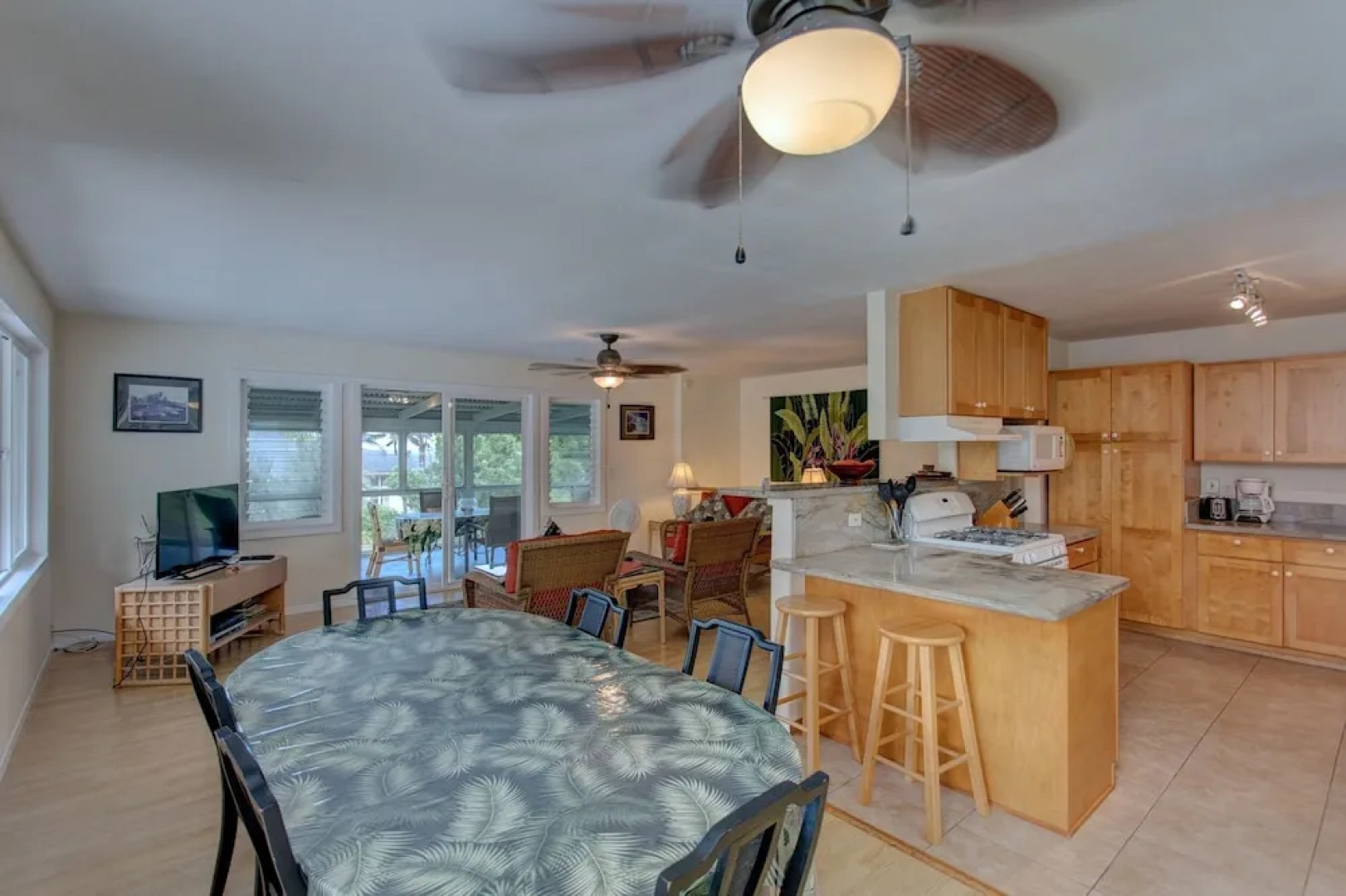 Uli Kai - The Deep Blue Sea 4 Bedroom Home