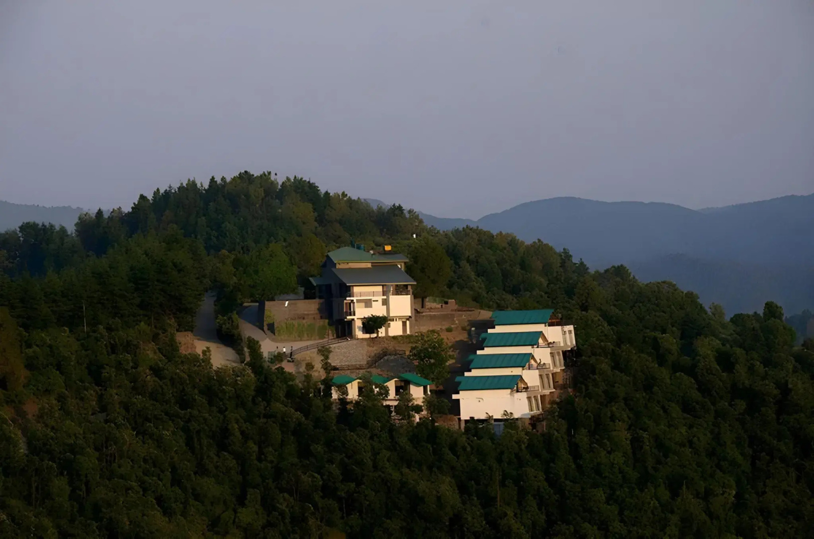 WoodSmoke resort & Spa