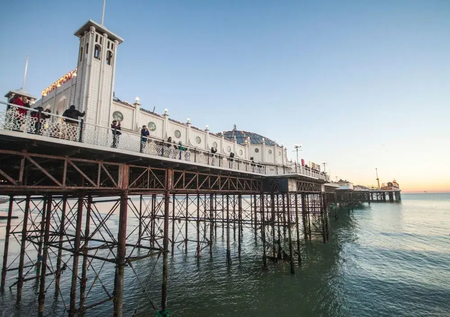 Brighton Getaways-Spacious Studio Apt