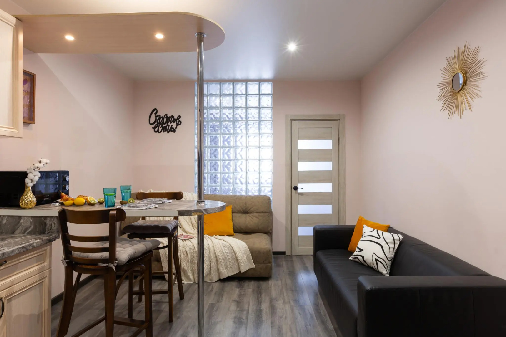 Апартаменты на проезде Сургутский