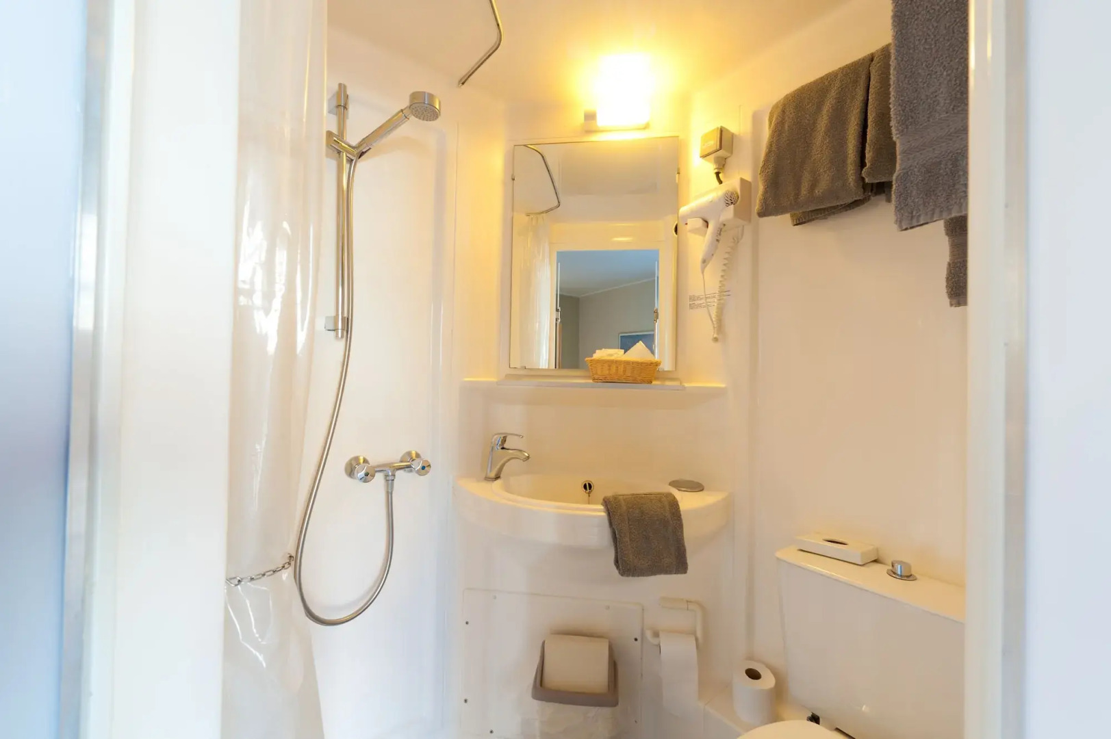 Canalview Hotel Ter Reien