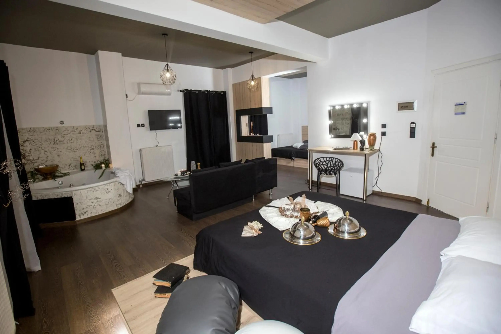 Cavallari Palace Hotel Suites