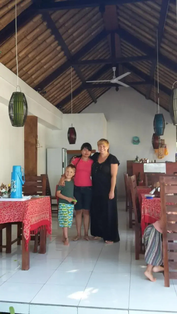 Warung Ombak Homestay