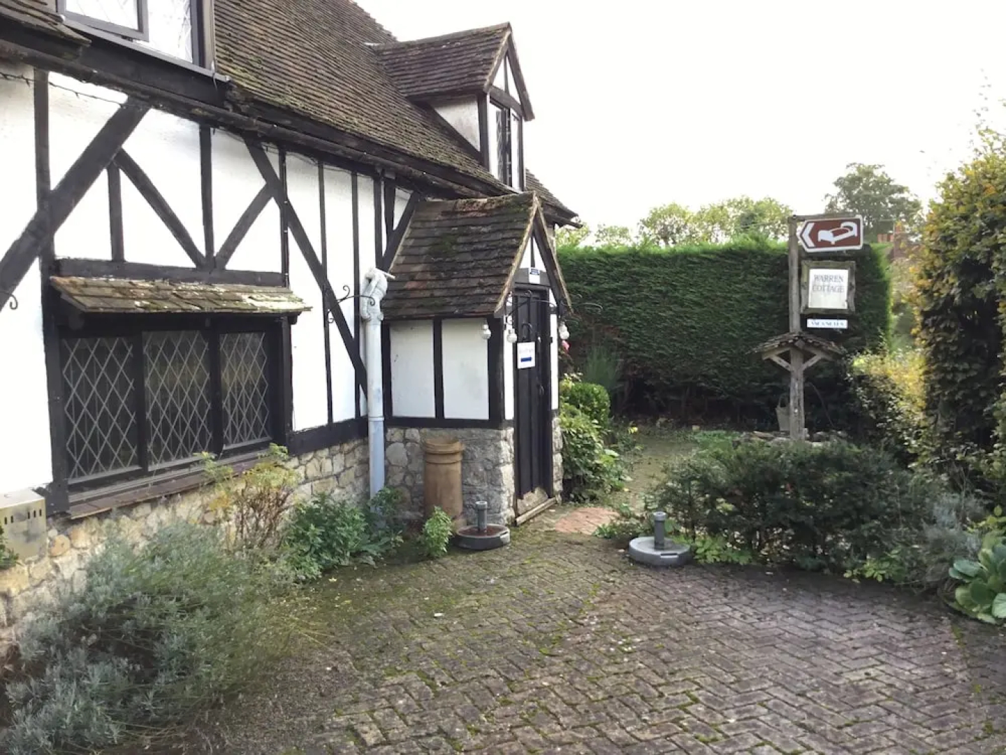 Stunning 1-bed Cottage in Ashford William Harvey