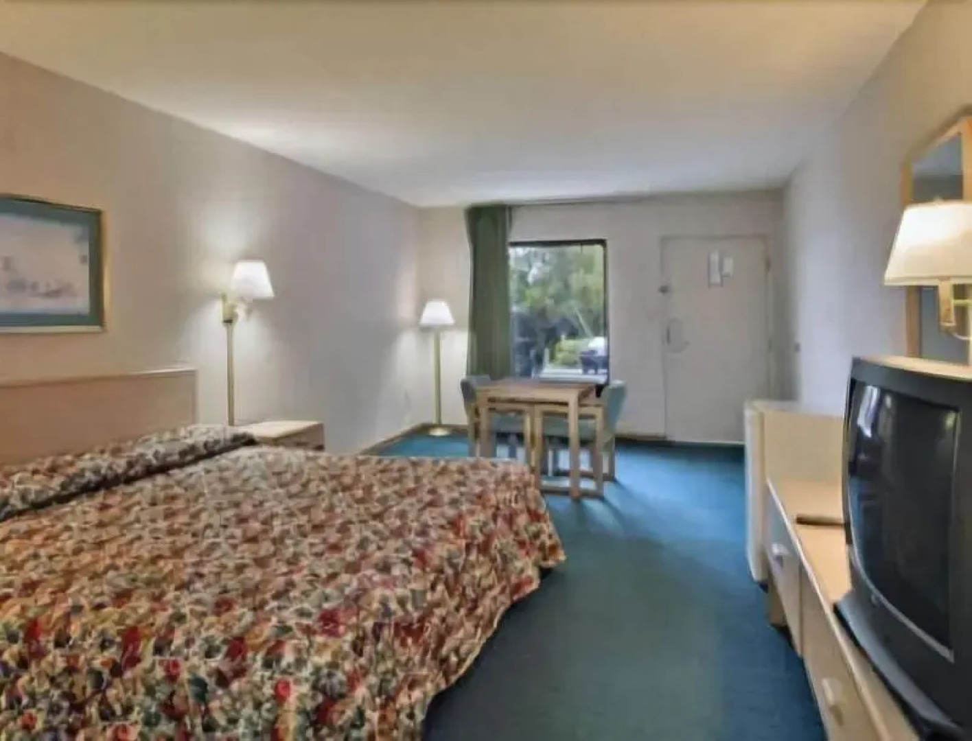 Travelodge Lake City