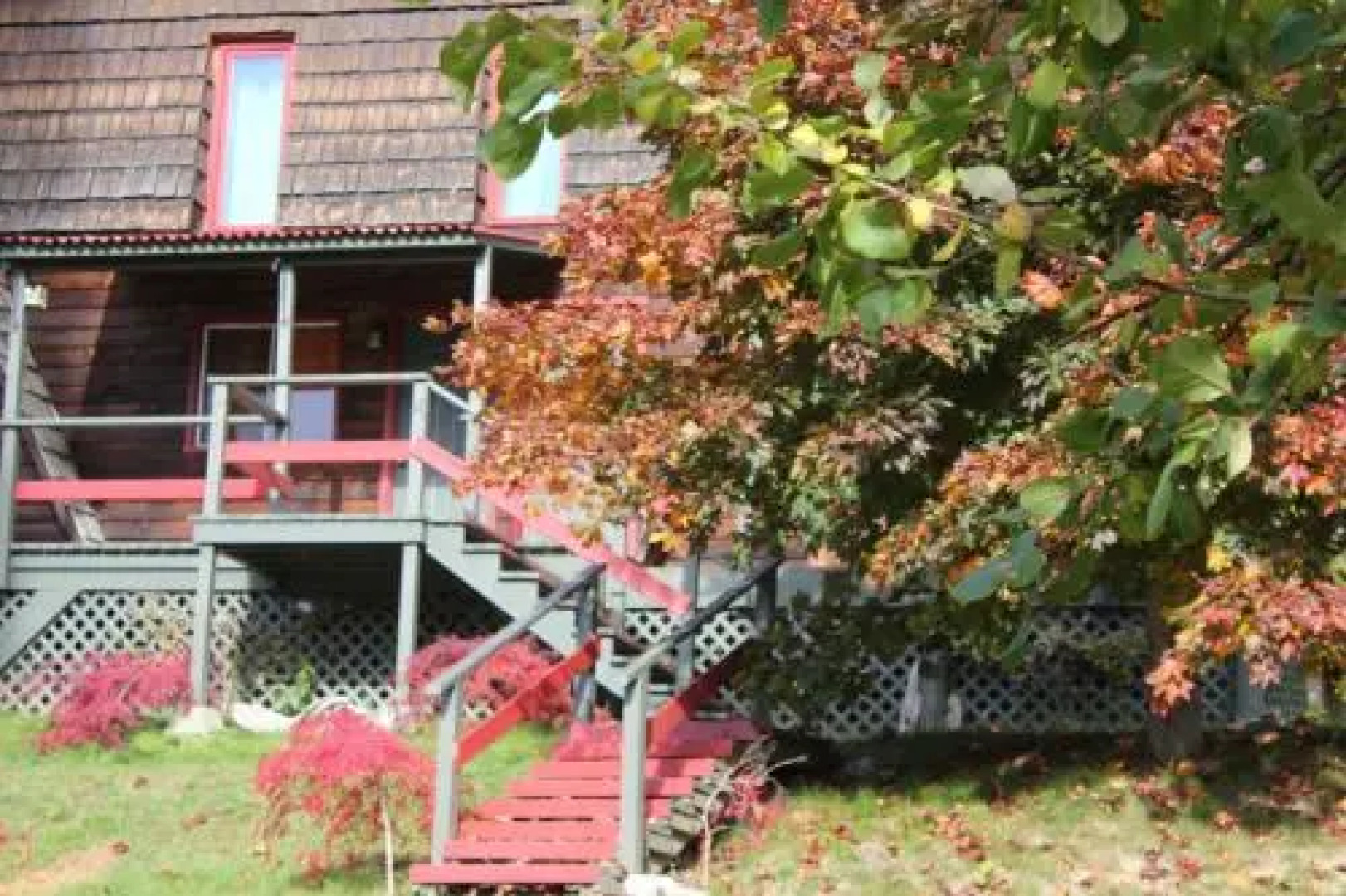 Sunny Bluffs Chalets