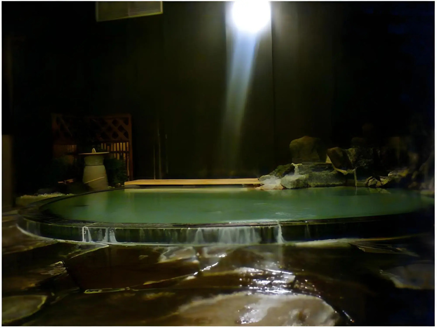 Yakushiyu Shinseikan