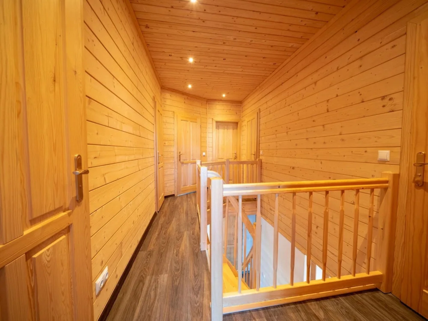 Wooden Holiday Home with Microwave near Brunssummerheide