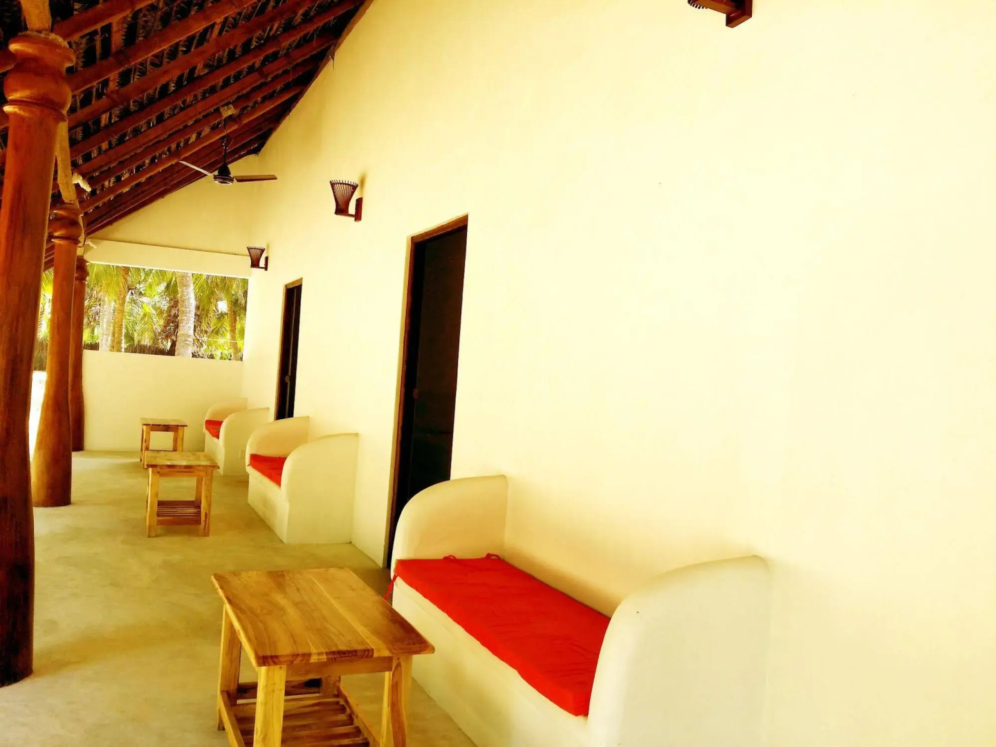 Roshanne Beach Resort