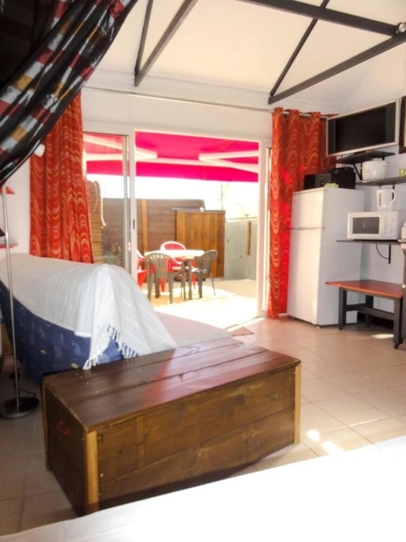 Studio in Piton Saint-leu, With Wonderful sea View, Pool Access, Enclo