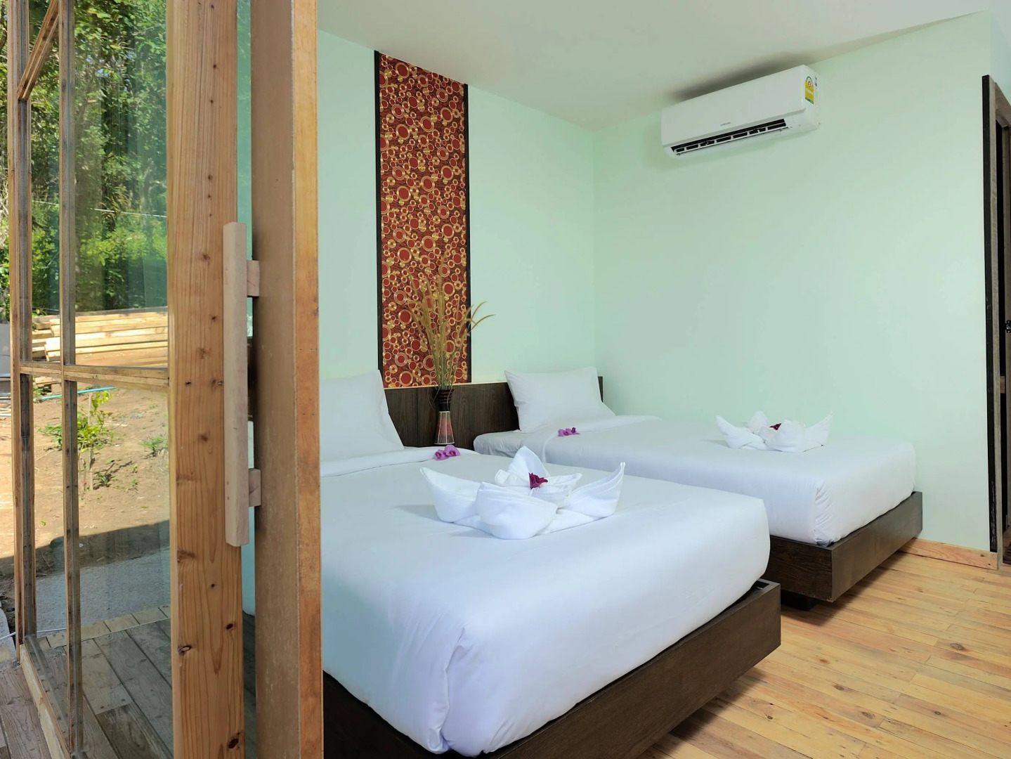 Phi Phi Sea Sky Resort