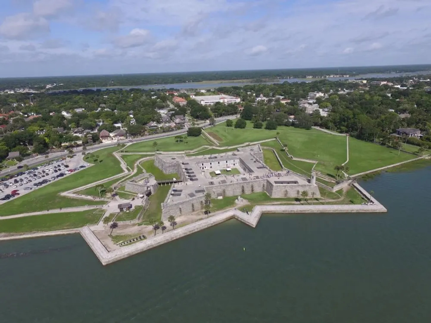 Oceans 90 - 3 Br Condo