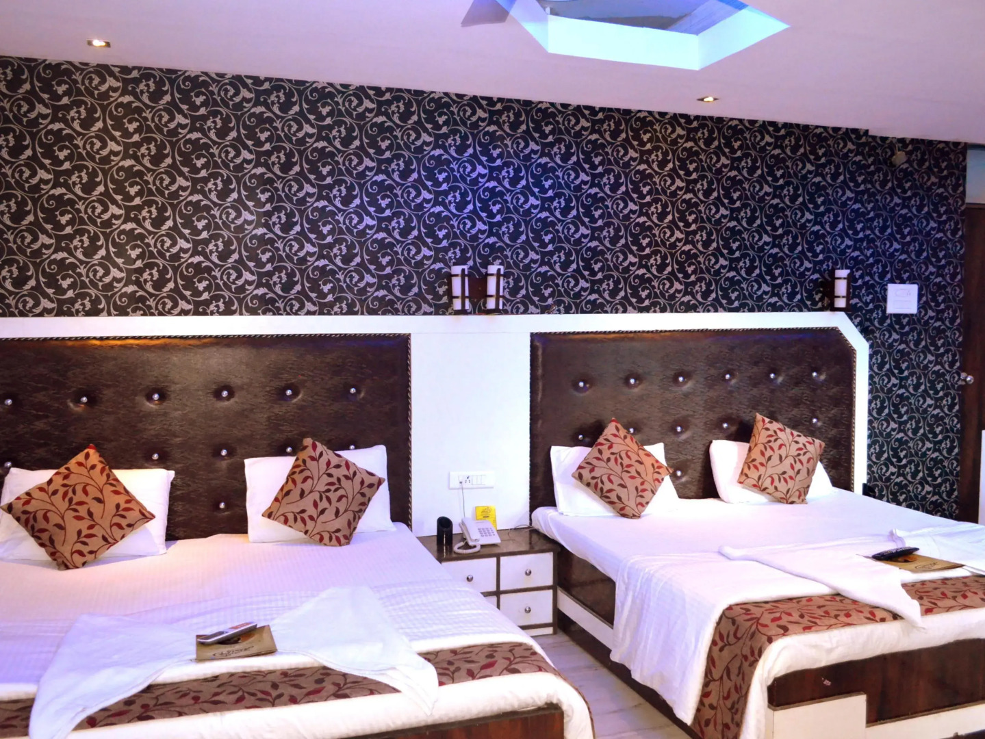 Hotel Akash Continental