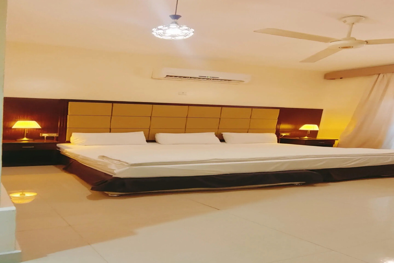 khorfakkan hotel apartments