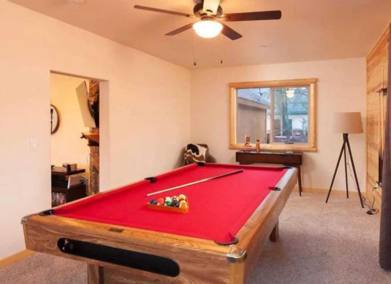 Mountain Air by AvantStay Stunning Log Cabin in Big Bear w Pool Table