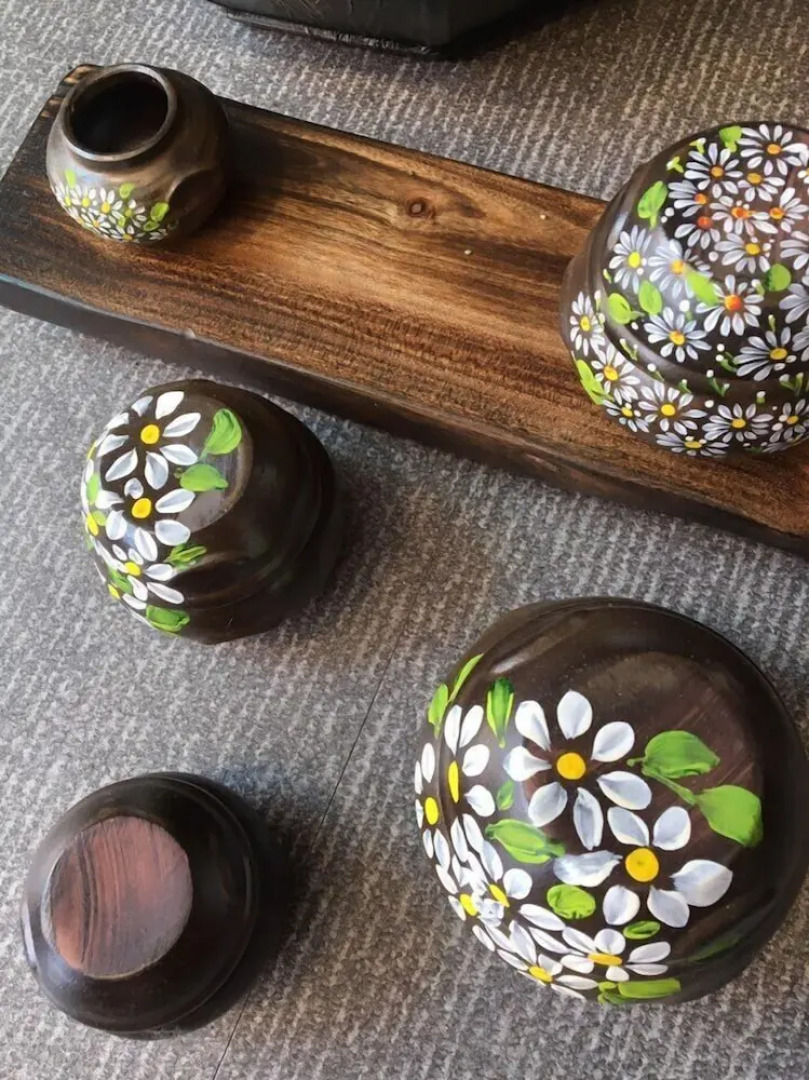 Blue Road Town Pension-Crystal