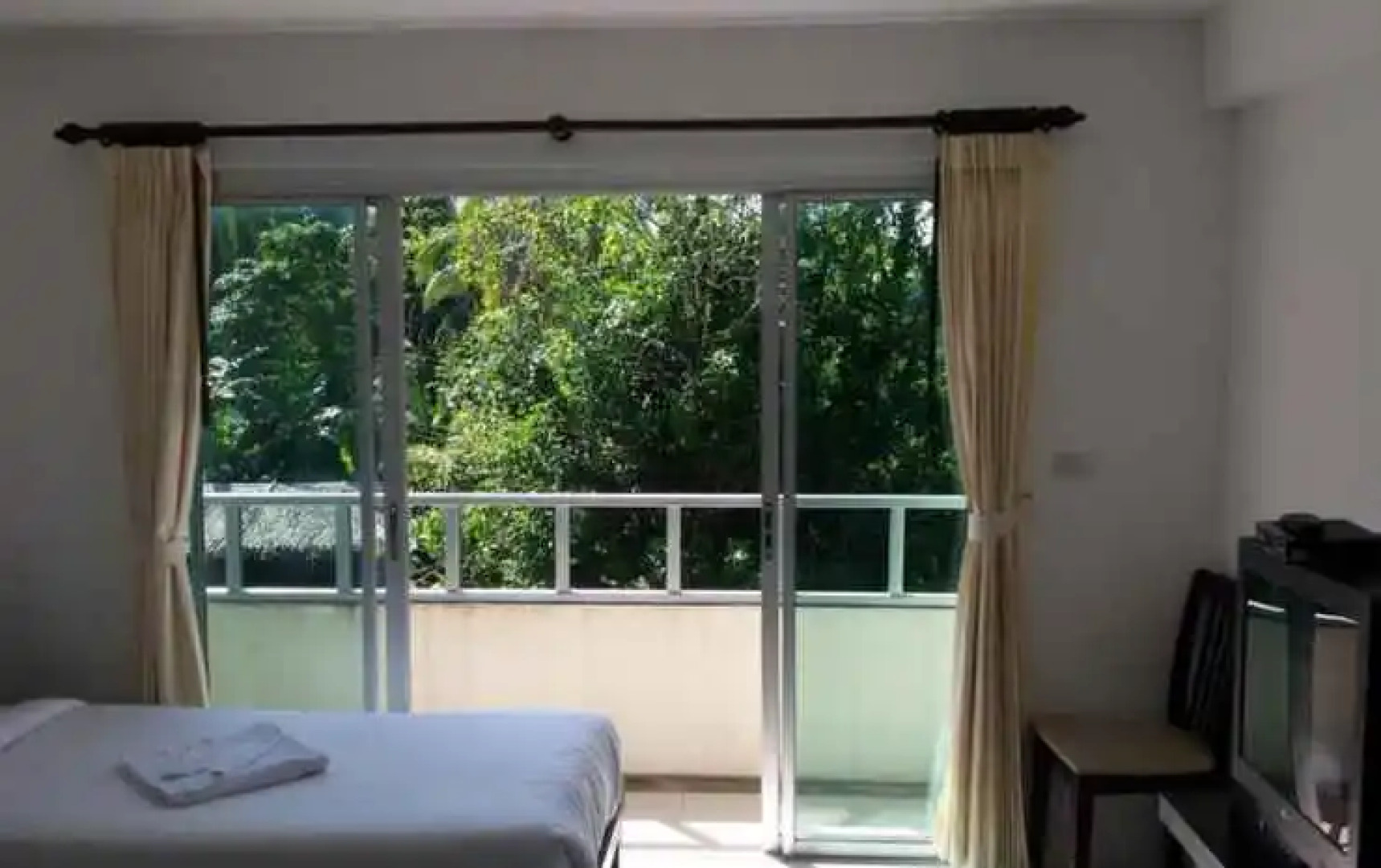 School Hostel Khao Lak