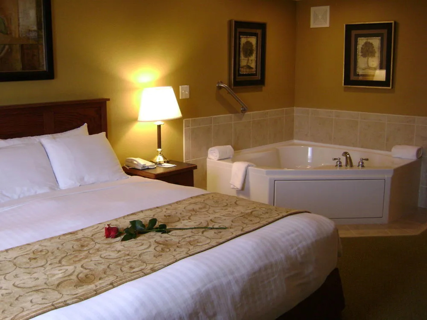 GrandStay Hotel and Suites