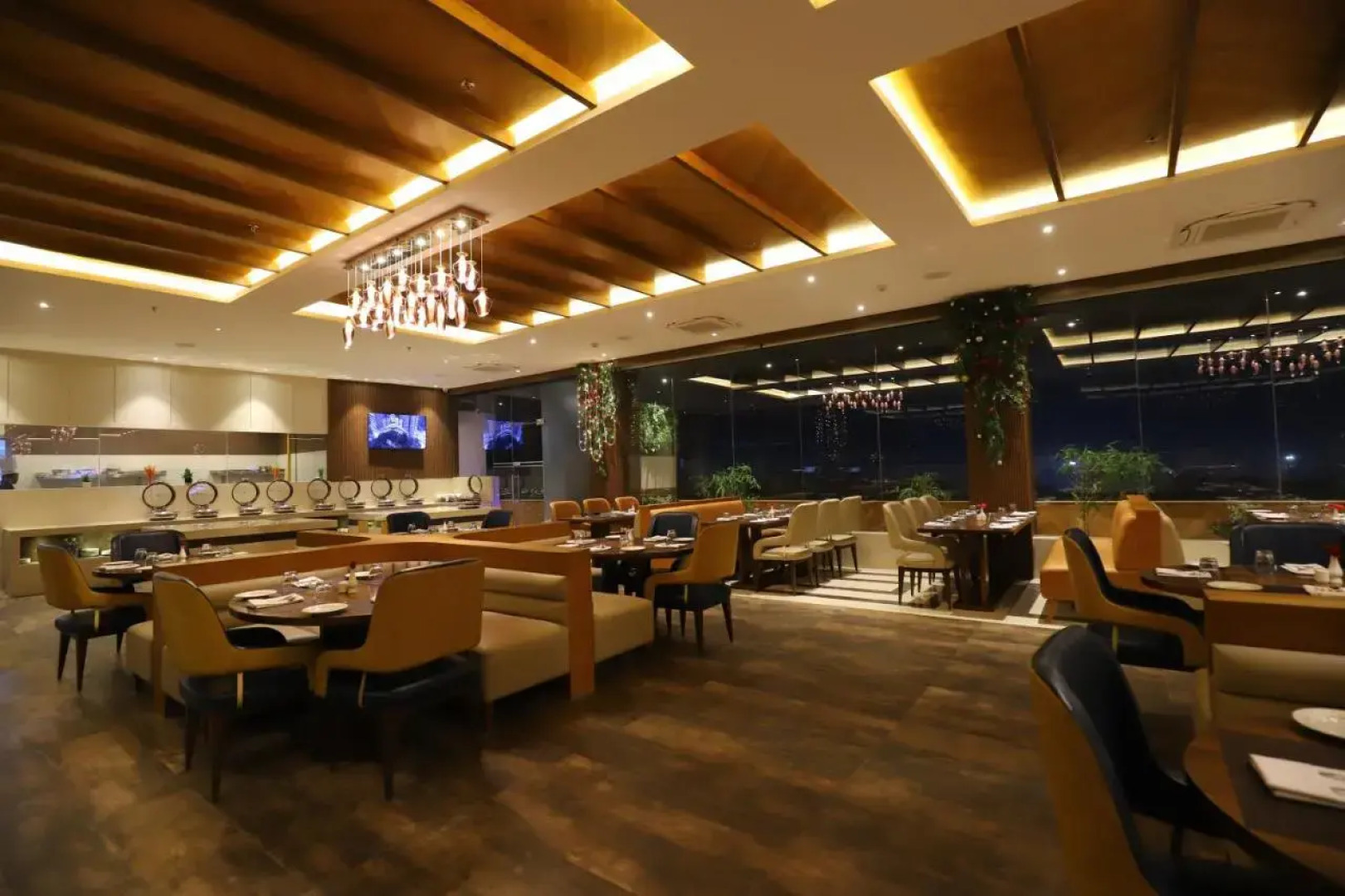 The Pristine Hotel Kanpur