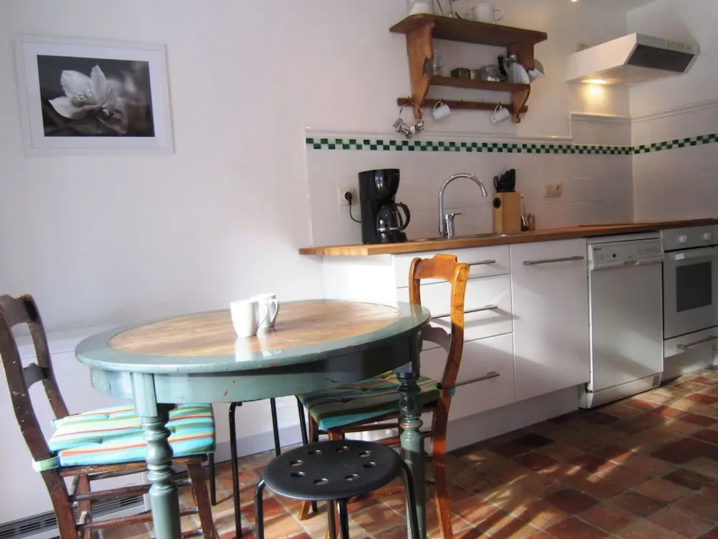 Regional House With Exposed Timber Frame Elements Full of Authenticity and Charm in a Green Area