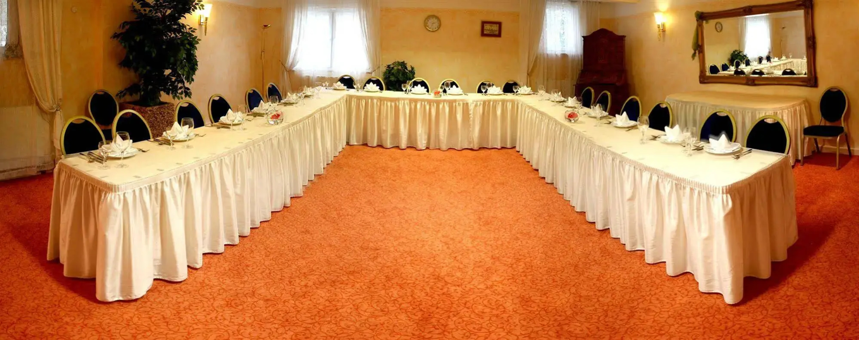 Bach Hotel