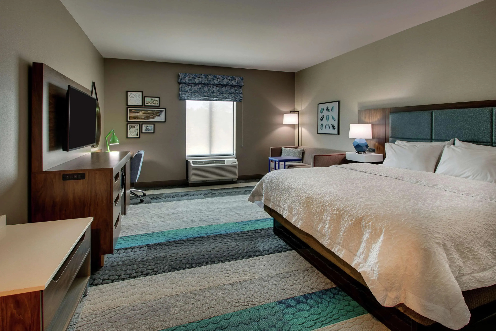 Hampton Inn & Suites Southport