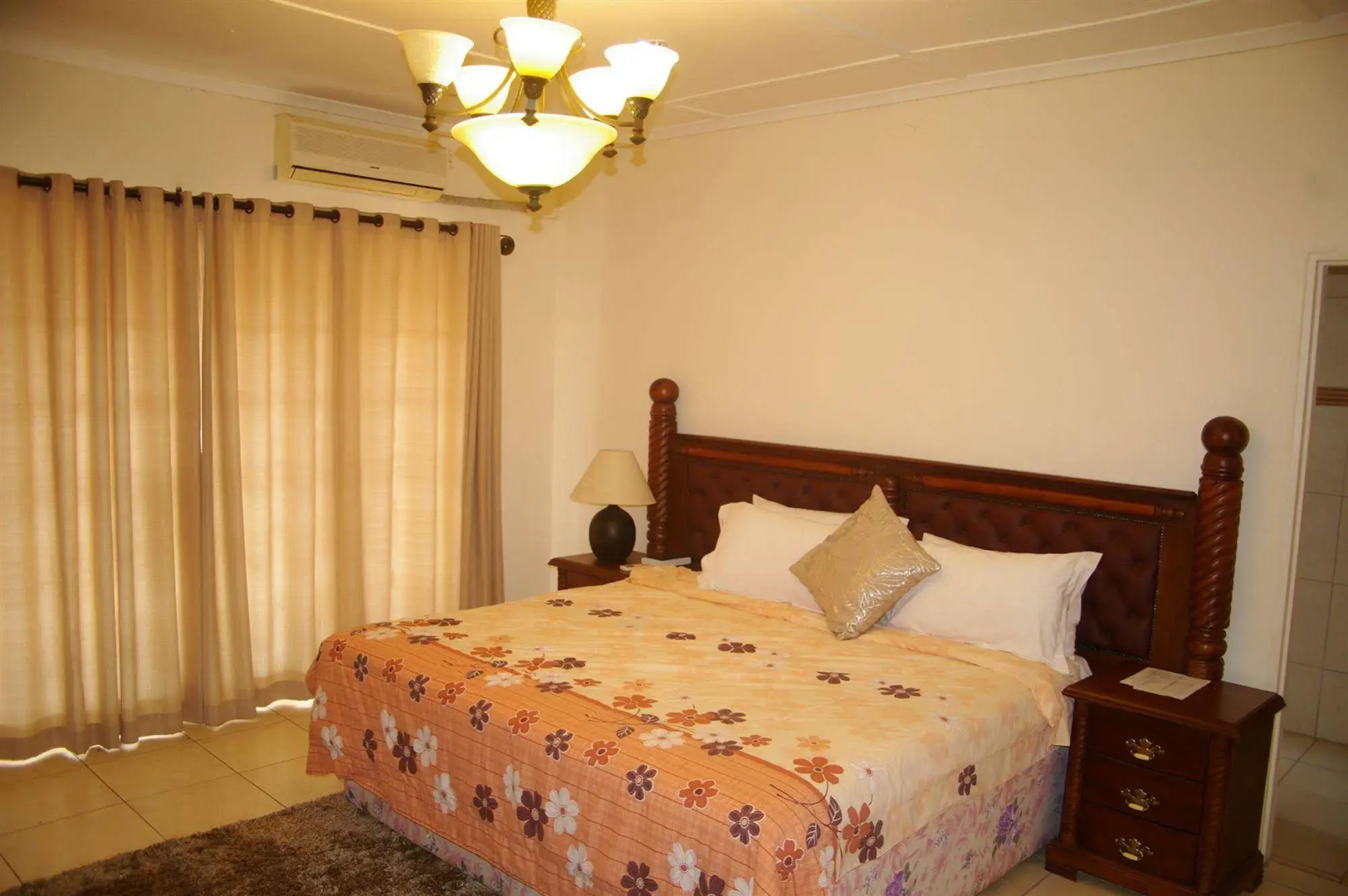 Khanondo Guest House