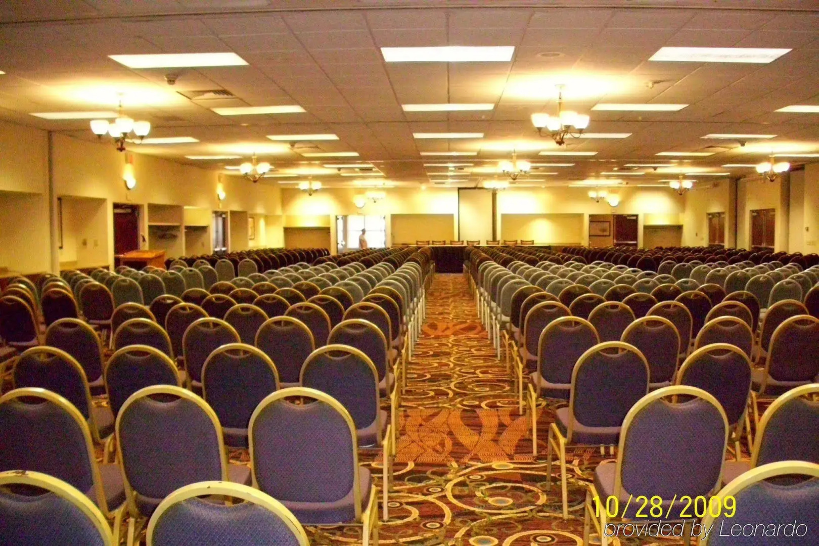 Rock Island Inn & Suites Marshalltown