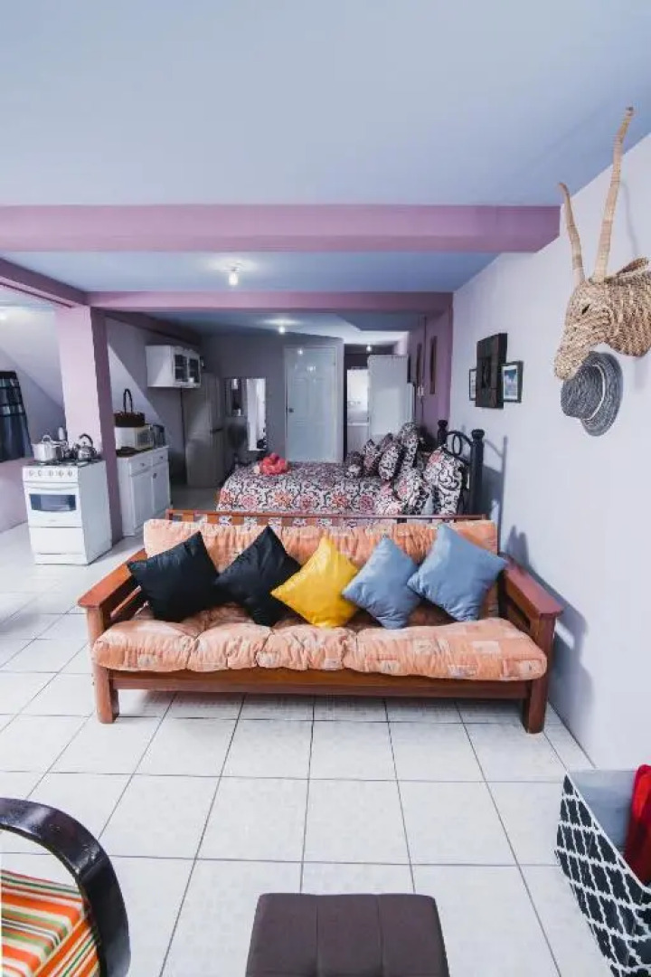 The Valley Oasis Inn