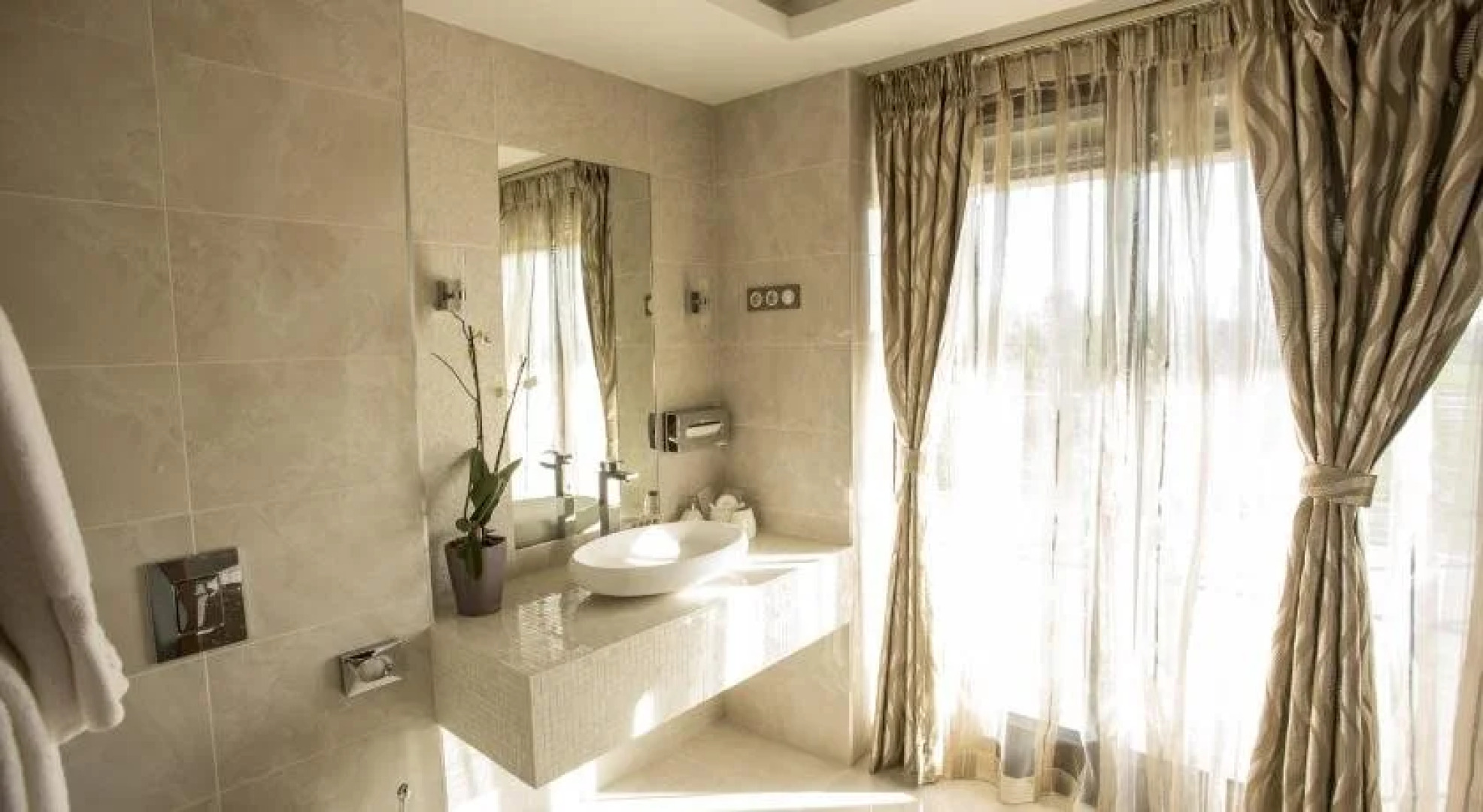 Calendula Ayurvedic  Medical Hotel