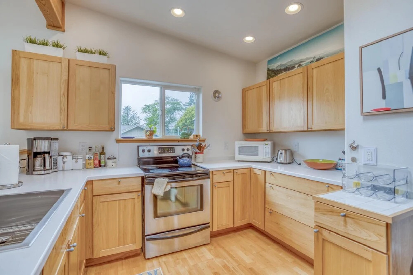 Modern Manzanita Retreat