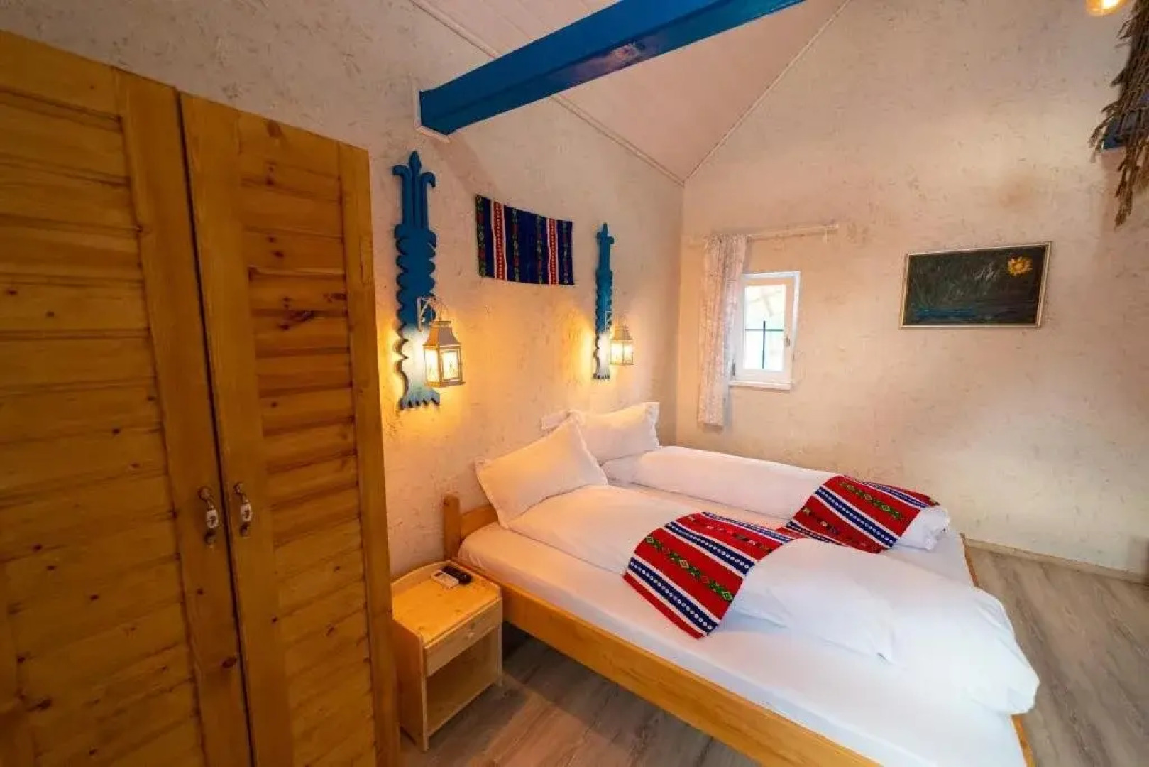 NENA  ART RESORT Dunavatul de Jos