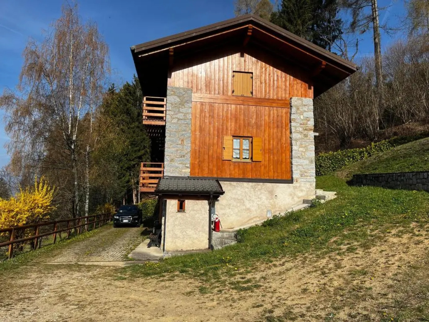 Baita Gegia - 022240-At-010284