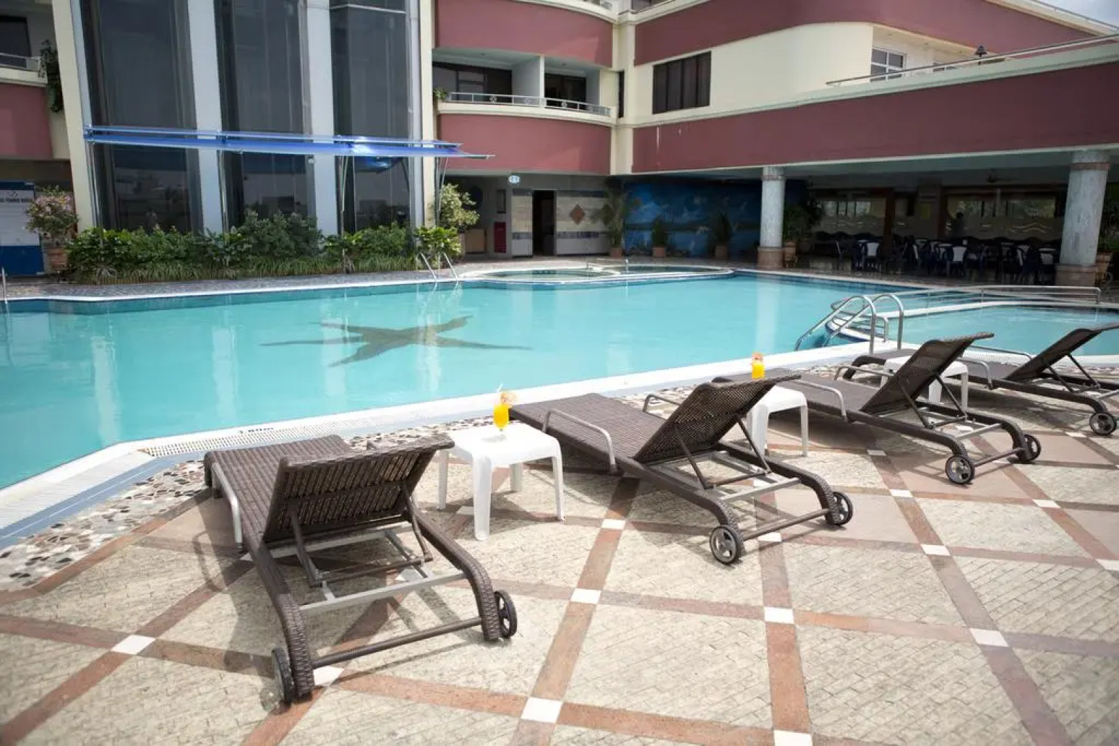 Planet Holiday Hotel & Residence