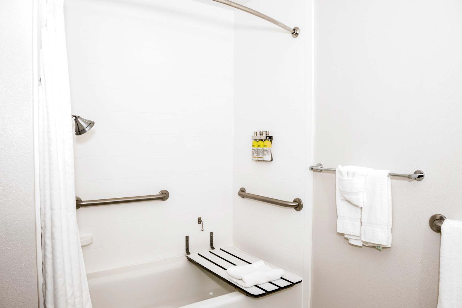 Holiday Inn Express & Suites Tampa USF Busch Gardens by IHG