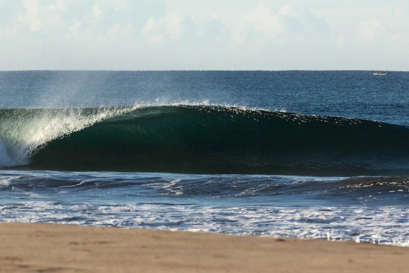 Krui Surfing