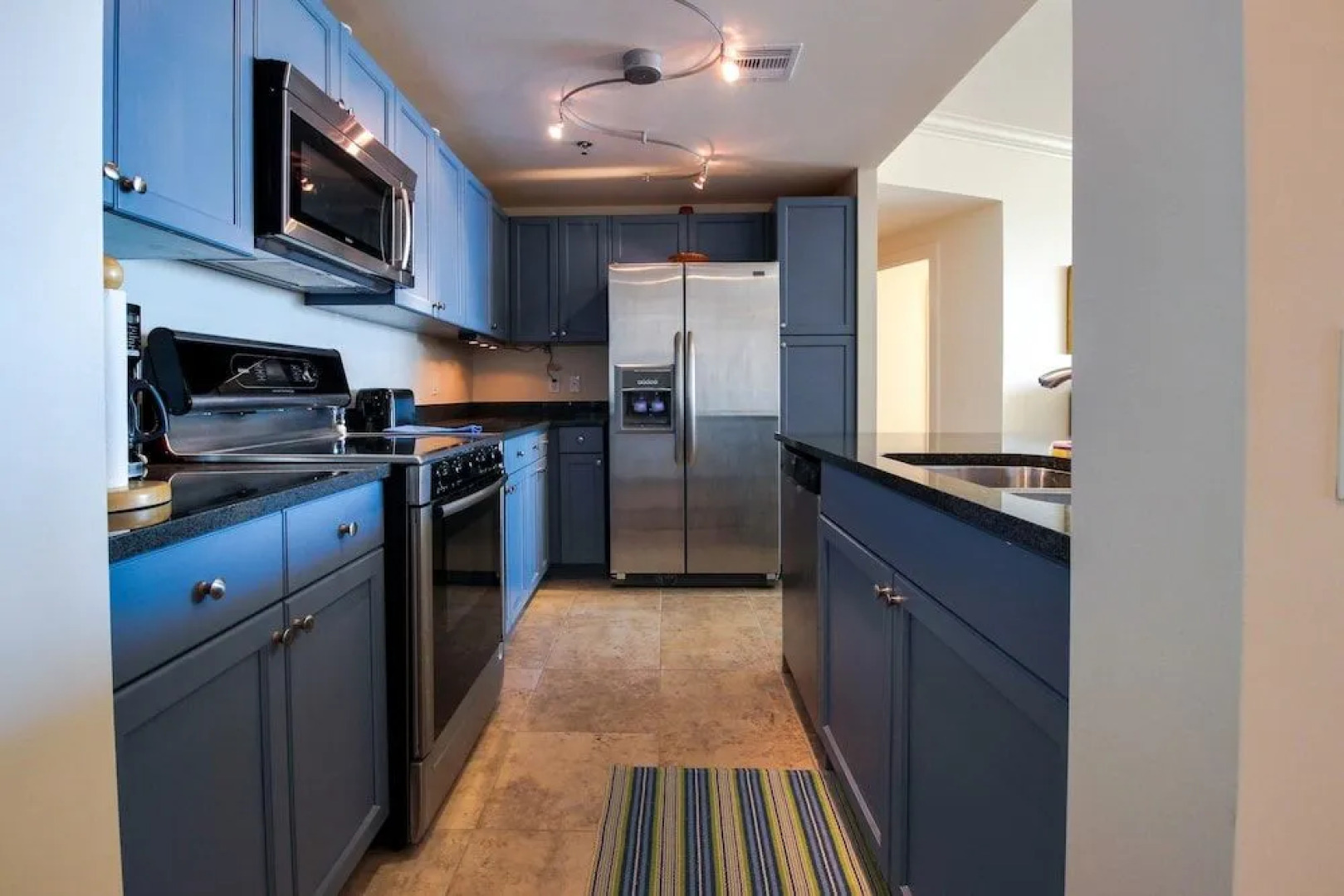 Palisade Palms Beachfront