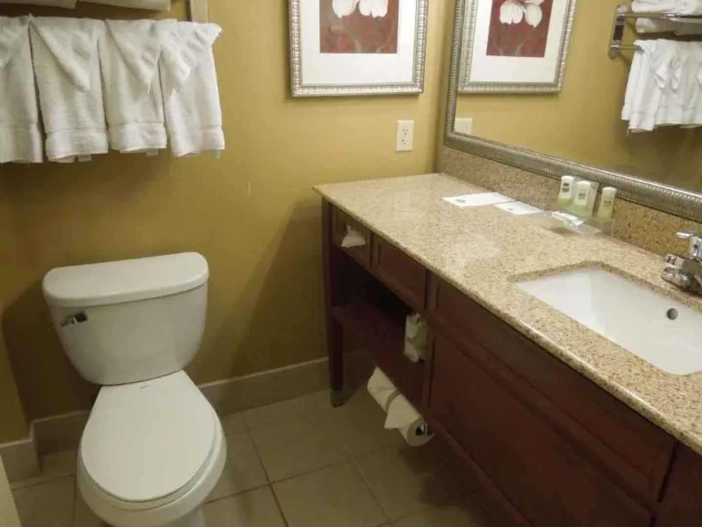 Country Inn & Suites Harrisburg@ Union Deposit Rd.