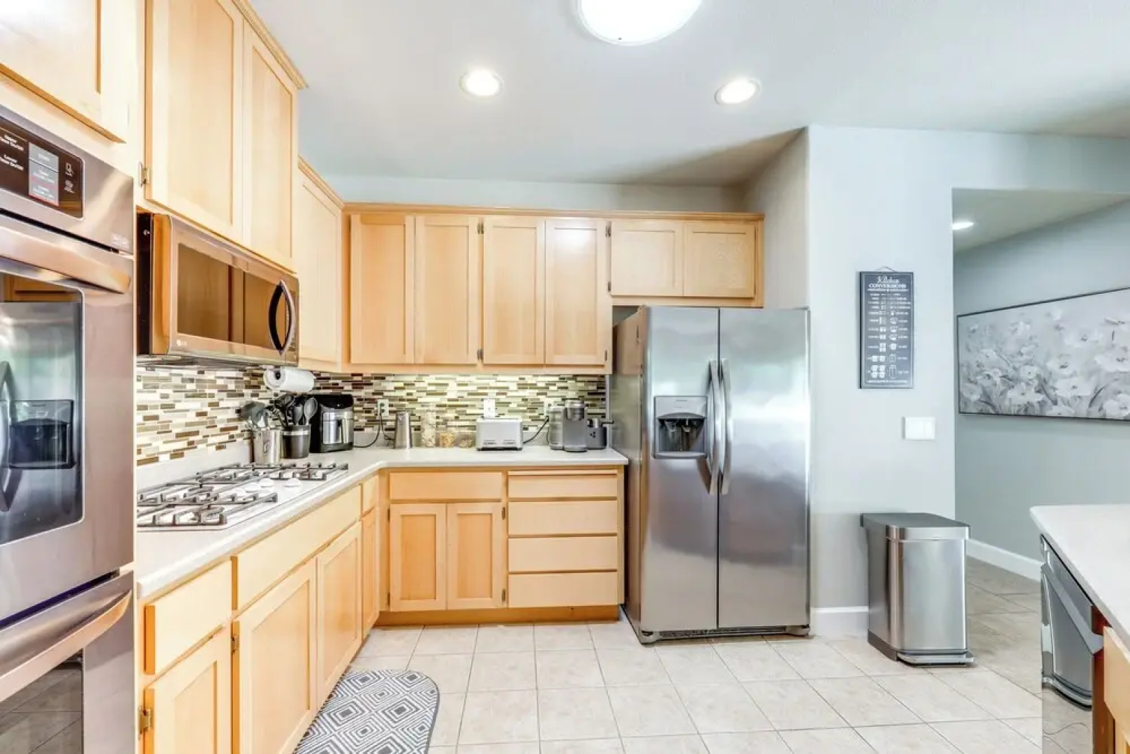 Atascadero Home: Hot Tub, Backyard Oasis