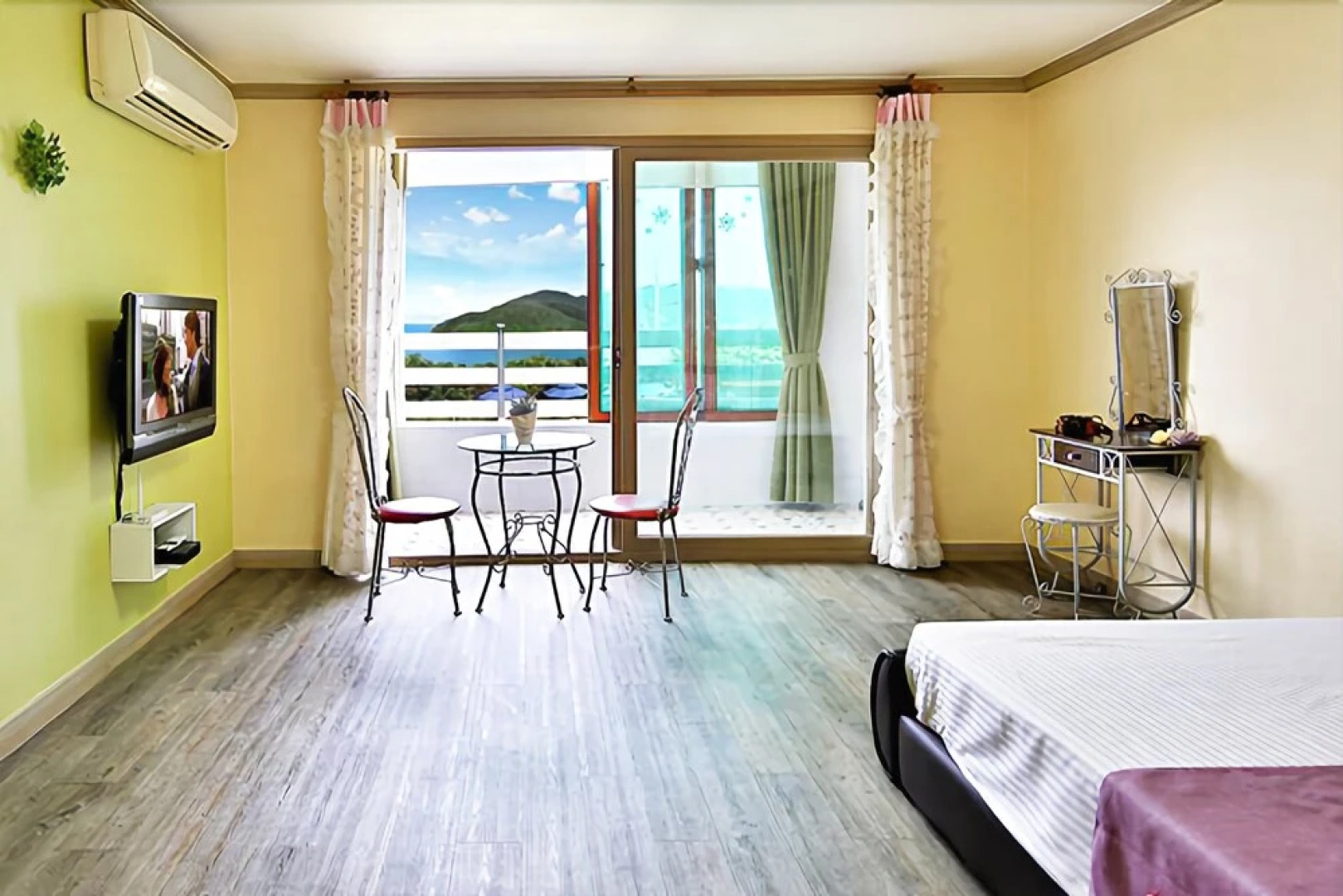 Tongyeong Paper Island Pension