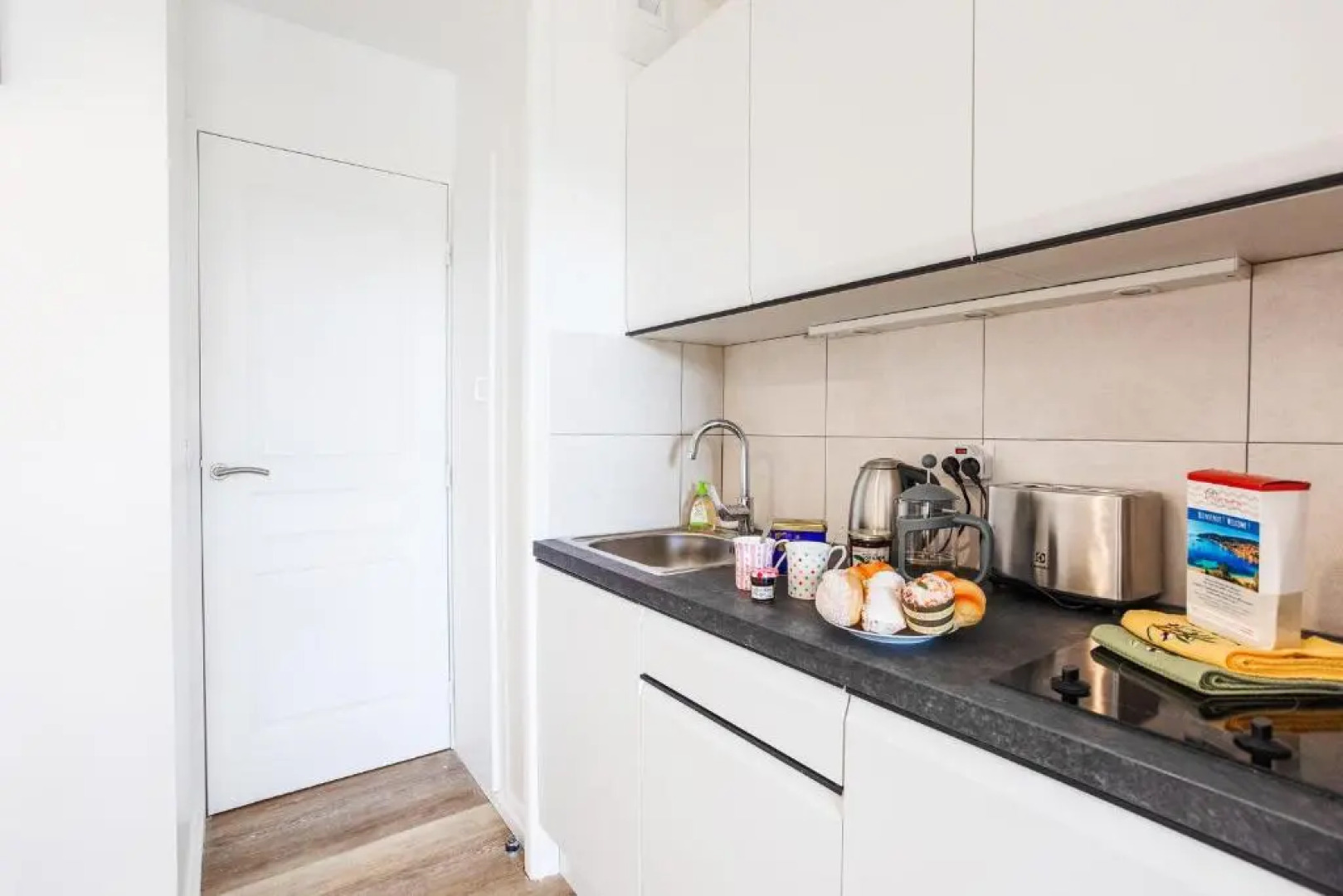 L'ANGE GARDIEN III AP4293 By Riviera Holiday Homes