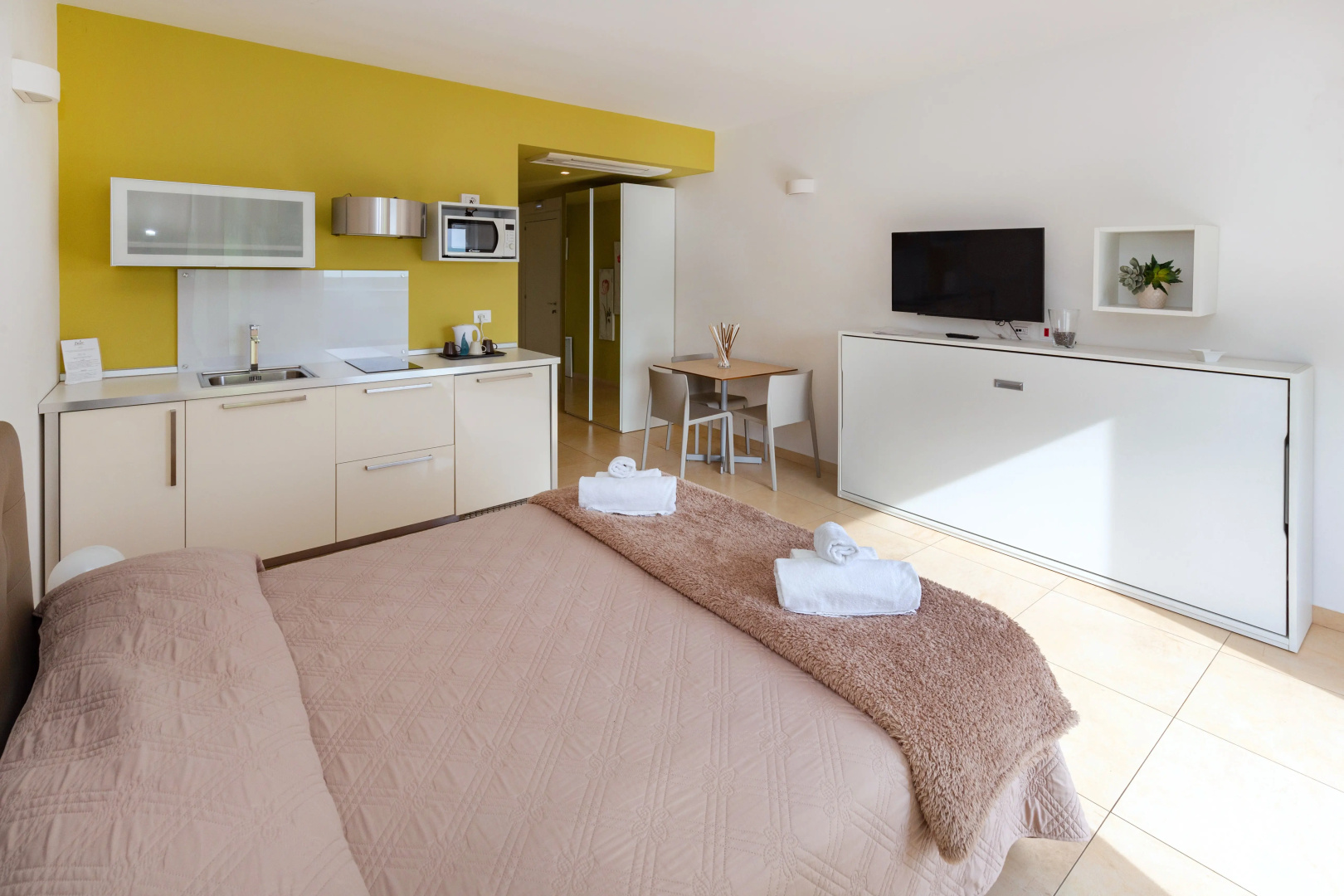 Zeus Residence Hotel