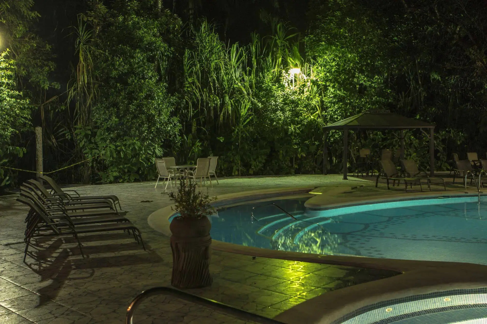 Aninga Lodge