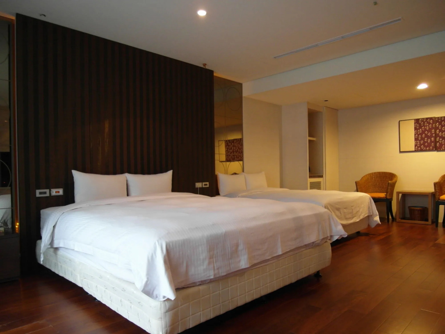 Hwayang Boutique Hot Spring Resort