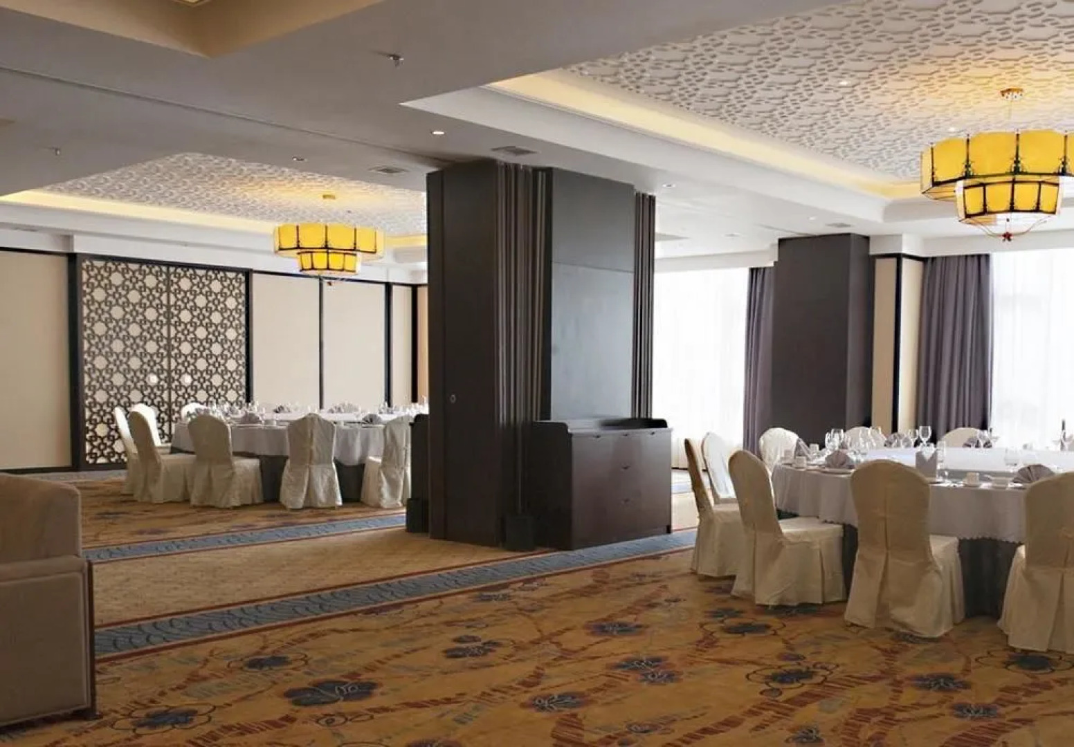 Solo Wandering Hot Spring Hotel