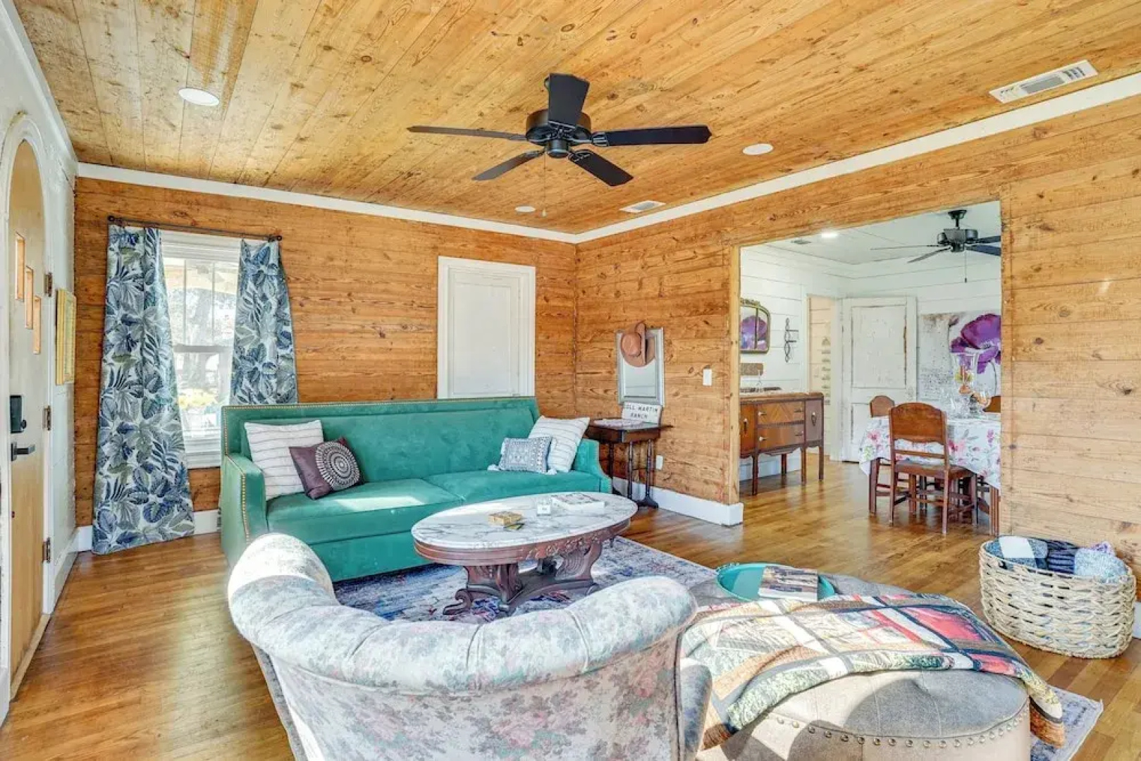 4 Mi to Dinosaur Valley: Rustic Glen Rose Cottage!