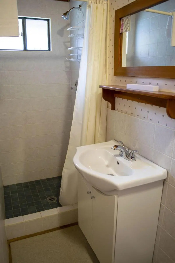 Crandell Mountain Lodge