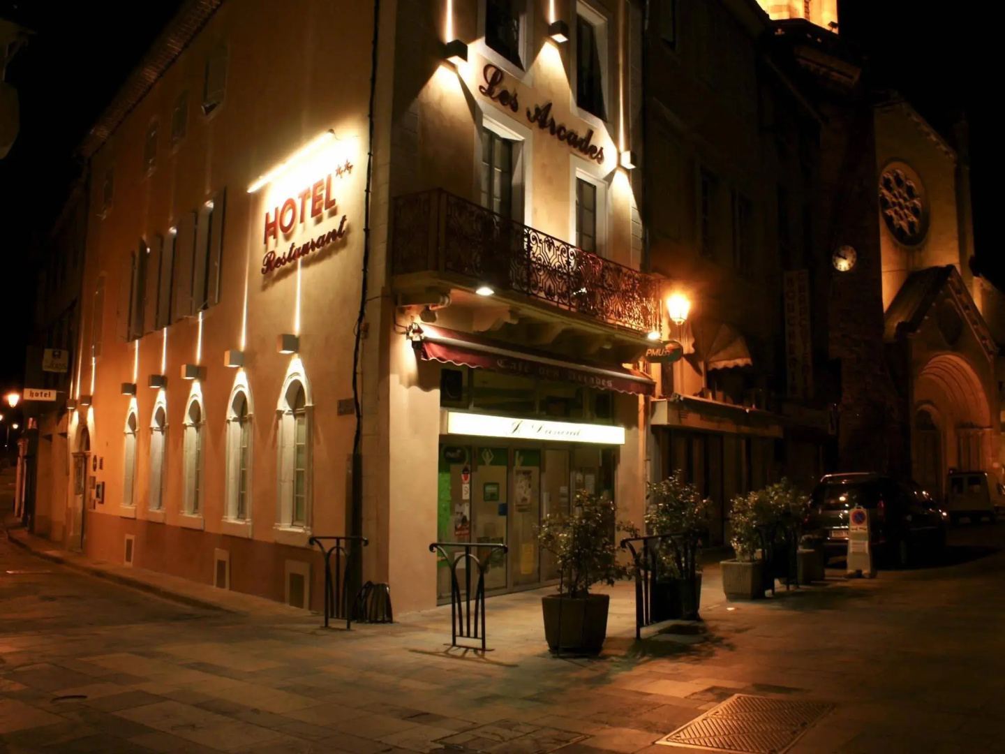 Hotel Les Arcades